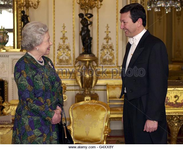 queen-uzbekistan-g4xx8y